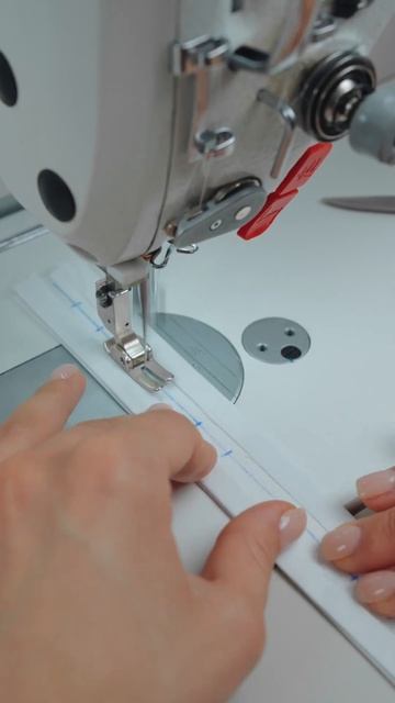 Петли на притачной планке. Shorts смотреть онлайн