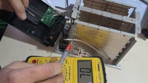 Тостер не включается , не фиксируется ручка -  ремонт.