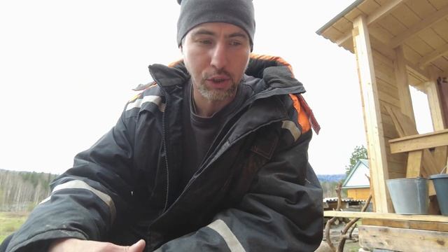 Разбираю забор у соседа, дрова на лето! Жизнь в деревне после переезда. смотреть онлайн