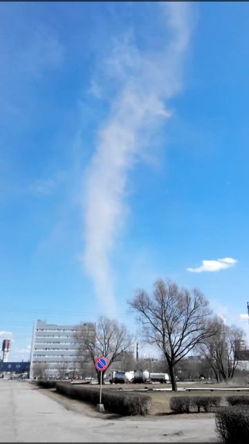 Смерч в Великом Новгороде (Tornado in Velikiy Novgorod) смотреть онлайн