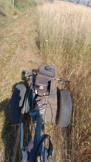 Оригинальная косилка Заря, зацените тишину при работе смотреть онлайн