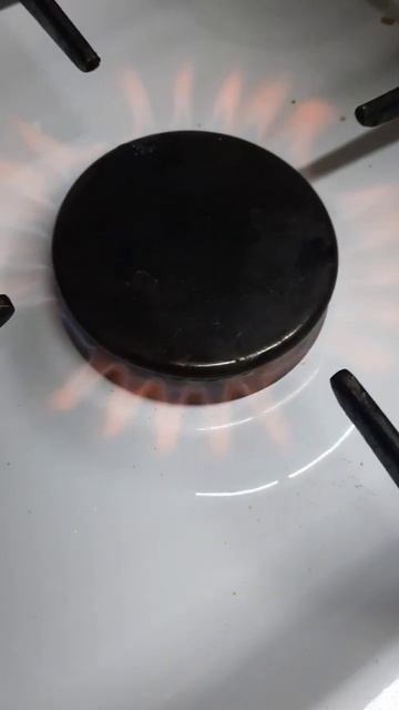 красный огонь 🔥 газа почему-то 🤔 смотреть онлайн