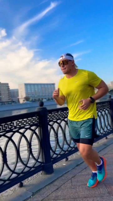 Мой вес 108 кг.Готовлюсь пробежать 42 км🤦🏼♂️ получи? смотреть онлайн