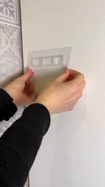 Просто ищи на маркетплейсах «держатель для фена» смотреть онлайн