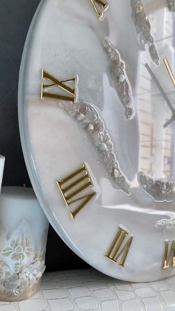 Часы настенные из эпоксидной смолы