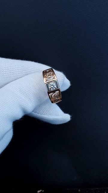 💎Кольцо 585 пробы💎Вес: 4,67 гр.Вставка: Кристалл Сваров? смотреть онлайн