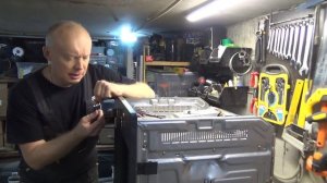 Духовка Ariston - откуда и почему скрежет при работе часов