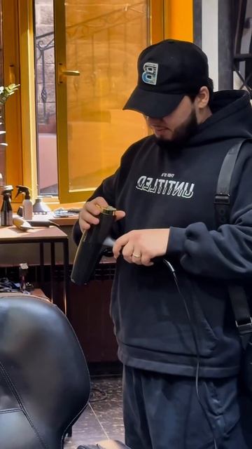 Фен от BABYLISS. смотреть онлайн