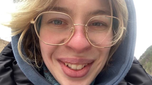 Мы все играем в игры, когда забываем быть здесь и сейча смотреть онлайн