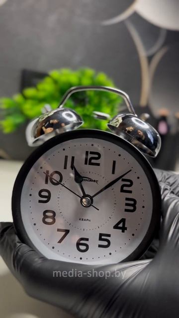 Ретро часы будильник, интерьерный настольный, бесшумн смотреть онлайн