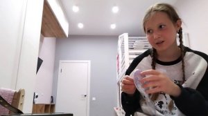 рисуем портреты друг друга💗