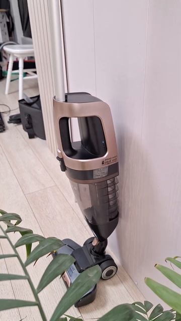 E Max На зарядной станции смотреть онлайн