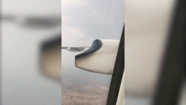 Пассажирский самолет совершил экстренную посадку в Т?