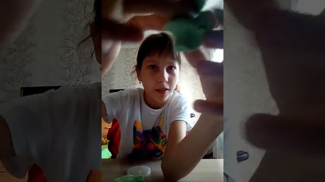 Пластилин Плей до мороженое. Зеленого цвета 😀😂😂. смотреть онлайн