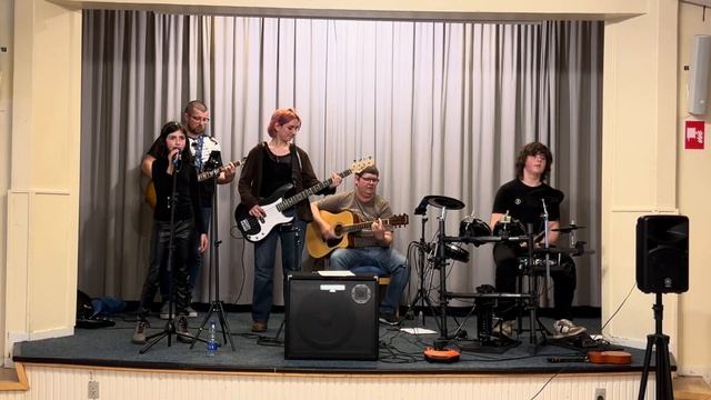 Кино - Группа Крови (Кавер, "Качели") смотреть онлайн