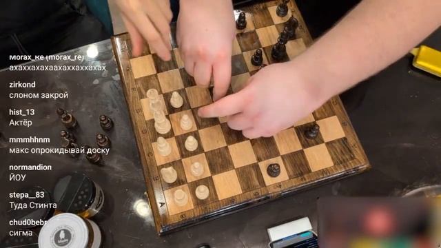 Т2Х2 И СТИНТ ГОТОВЯТ КУРИЦУ ГРИЛЬ / Т2Х2 И СТИНТ КУКИНГ смотреть онлайн
