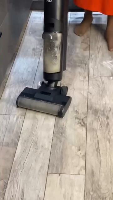 Видеообзор на сравнение пылесоса MU MD-01 и робот пылесос смотреть онлайн