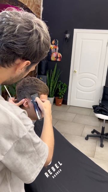 Мужские стрижки в Пензе тг kirokatanacut inst kiro.katana.cut #пенза #ba смотреть онлайн