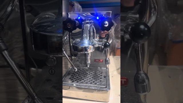 Кофемашина Lelit осмотр