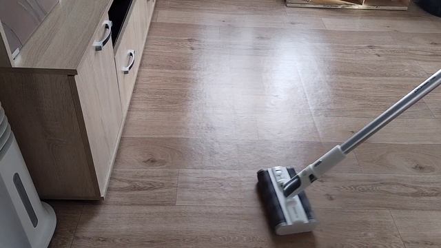 Обзор Беспроводного пылесоса Polaris PVCS 4090 space sense смотреть онлайн