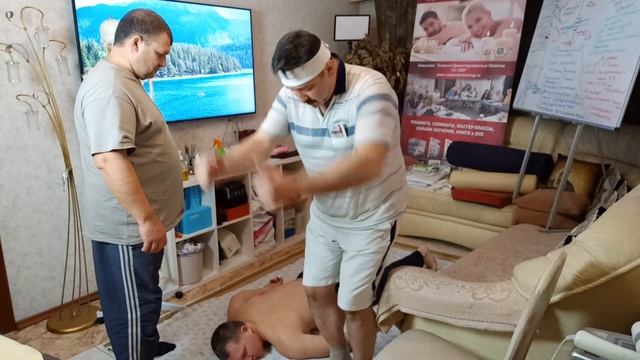 Мануальная декомпрессия спины для больших грузных му? смотреть онлайн