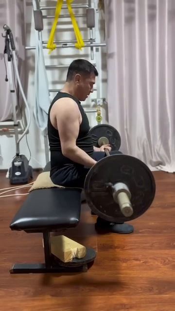 Цель 80 кг. Вес 40 кг #power #спорт #shorts смотреть онлайн