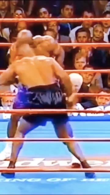 Майк Тайсон лучший боксер в мире! Подписывайтесь на мо смотреть онлайн