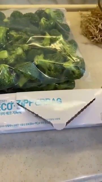 Как хранить продукты в морозилке? смотреть онлайн