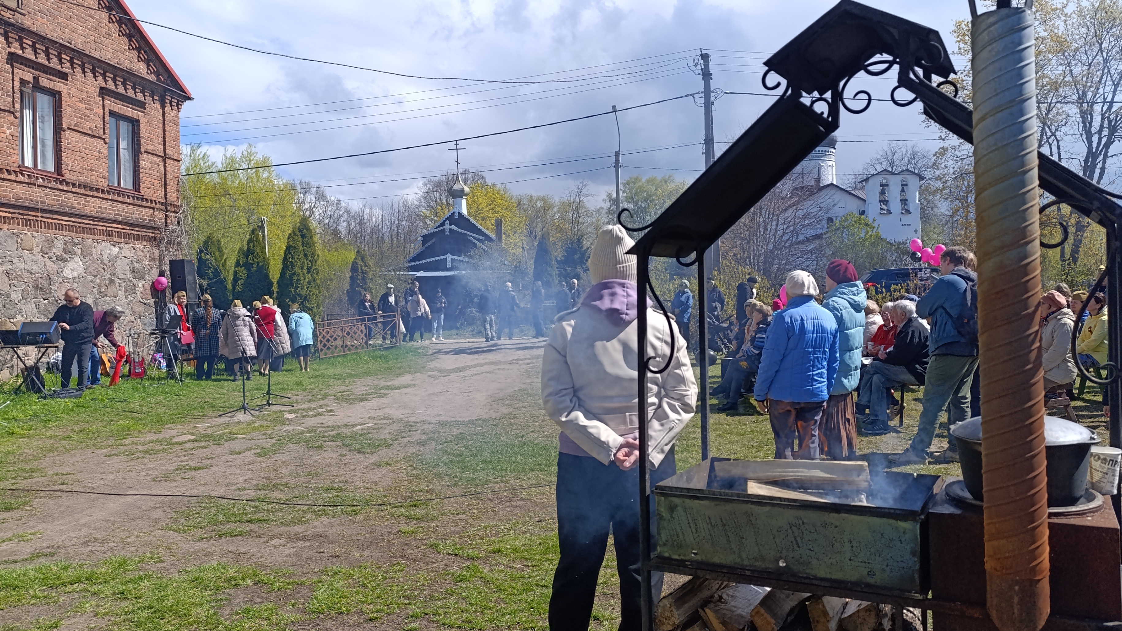 4). 9 мая 2025г. Праздник День Победы в с. Спицино , часть 4. Народное гулянье, песни, танцы смотреть онлайн