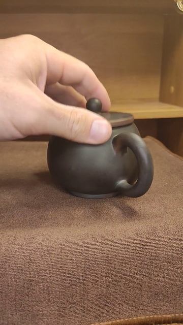 Чайник Нисинтао от мастера Чжоу Юй Цзяо.200 мл