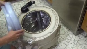 Заменить манжету двери люка на стиральных машинах Candy,