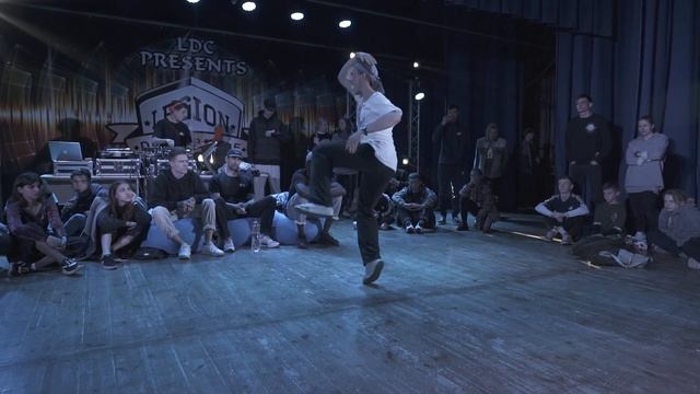 Hip-Hop Pro (battle9 на сцене)