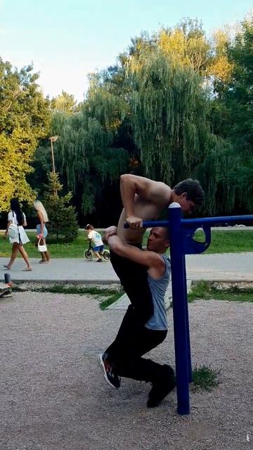 Живой вес😱🔥 #calisthenics #workout #fitness #motivation #sports #shorts #short смотреть онлайн