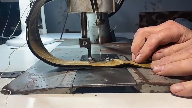 Швейная машина ПМЗ 23ам 1978г. Для тяжёлых материалов и ч? смотреть онлайн