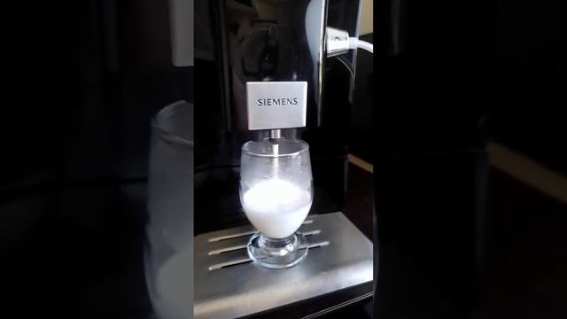 Siemens EQ5 пример работы смотреть онлайн