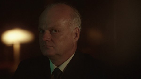 Шпион № 1, 1 сезон, 1 выпуск