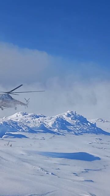 эпичная посадка ми-8, борт RA22976 смотреть онлайн