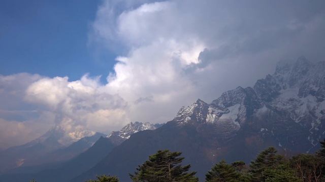 Хождение хобица из Новосибирска в Непал к Everest Base Camp с 10 друзьями под предводительством Жен смотреть онлайн
