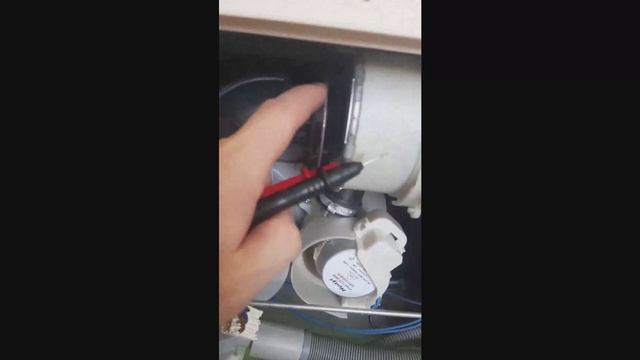 Hotpoint HSIC 2B27 FE 5 режимная посудомоечная машина. Ошибка 1,2,4.