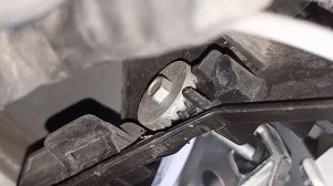 Как отрегулировать свет на Toyоta Avensis T250 2004 год