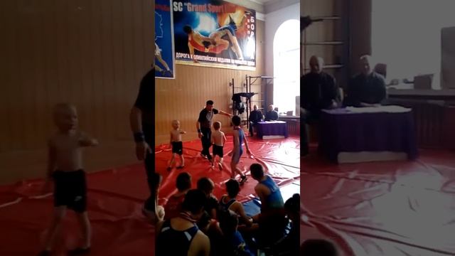 Маленький борец) смотреть онлайн