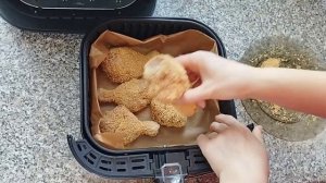 Приготовили хрустящие куриные ножки! Обзор аэрогриля
