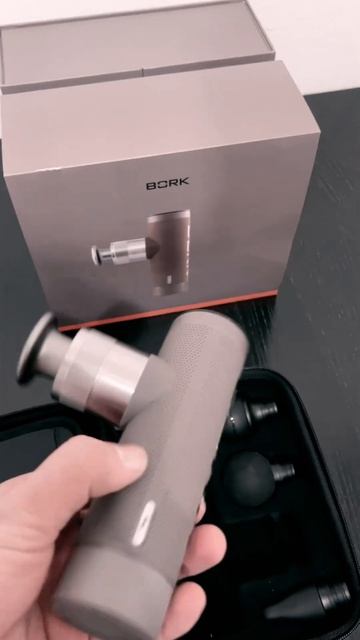 BORK Массажер для тела D701 gg смотреть онлайн