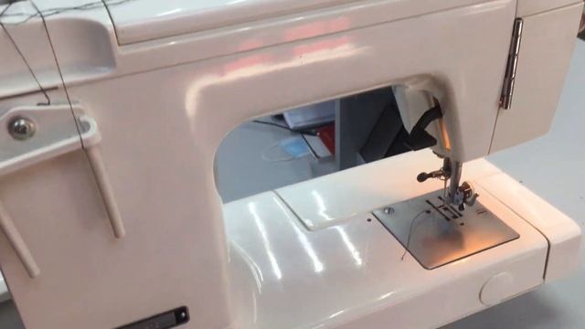 Швейная машина Janice