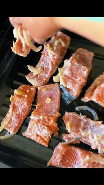 Красная рыба запеченная с майонезом #быстро # полезно смотреть онлайн