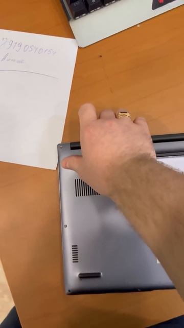 Не работает вентилятор #ноутбук #ремонтноутбуков смотреть онлайн