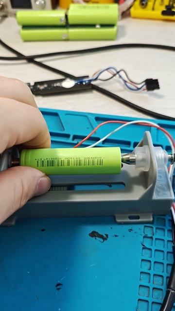 Ремонт аккумулятора Xiaomi s10+ #shorts #xiaomi #Li-ion #18650 #аккумуля? смотреть онлайн