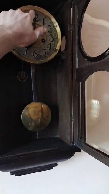 Часы настенные с боем Gustav Becker смотреть онлайн