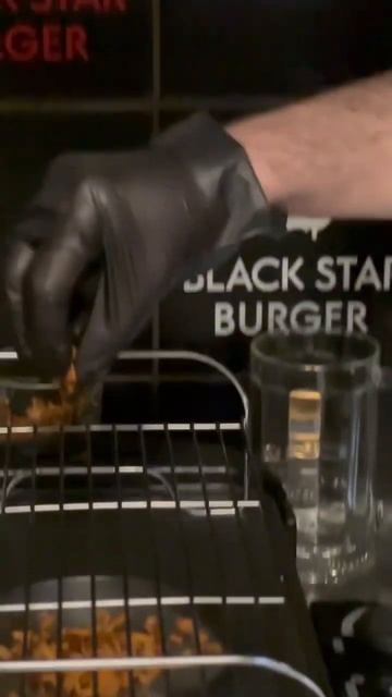 Мини Смокер смотреть онлайн