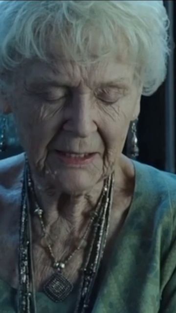 Шью чехол для швейной машинки уже 3 вечера, полет норма смотреть онлайн